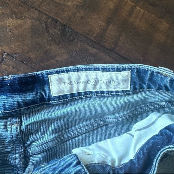 Treasure & Bond Foster Boyfriend high rise shorts - Picture 4 of 6